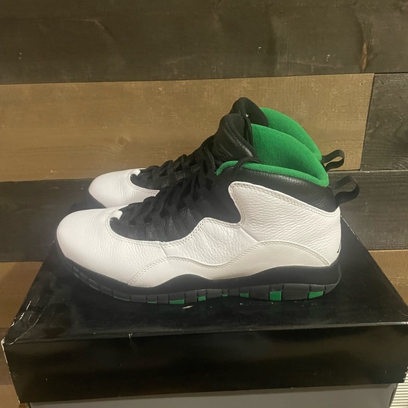 Jordan Retro 10 “Seattle” - Picture 3 of 6